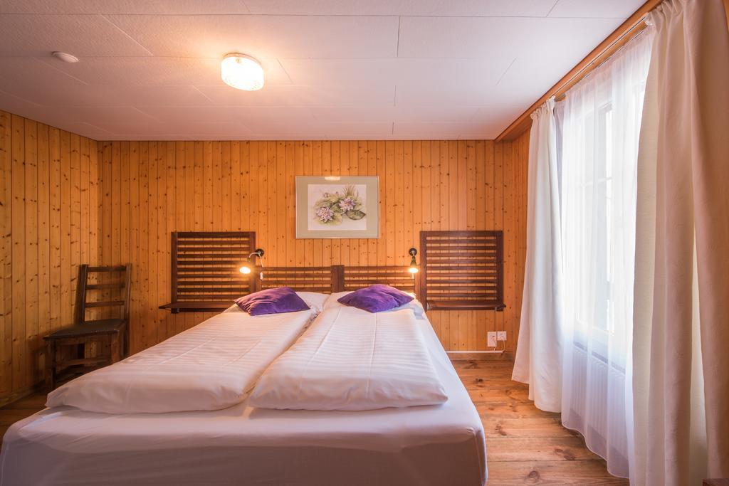 Hotel Tell And Apartments Unterseen Eksteriør billede