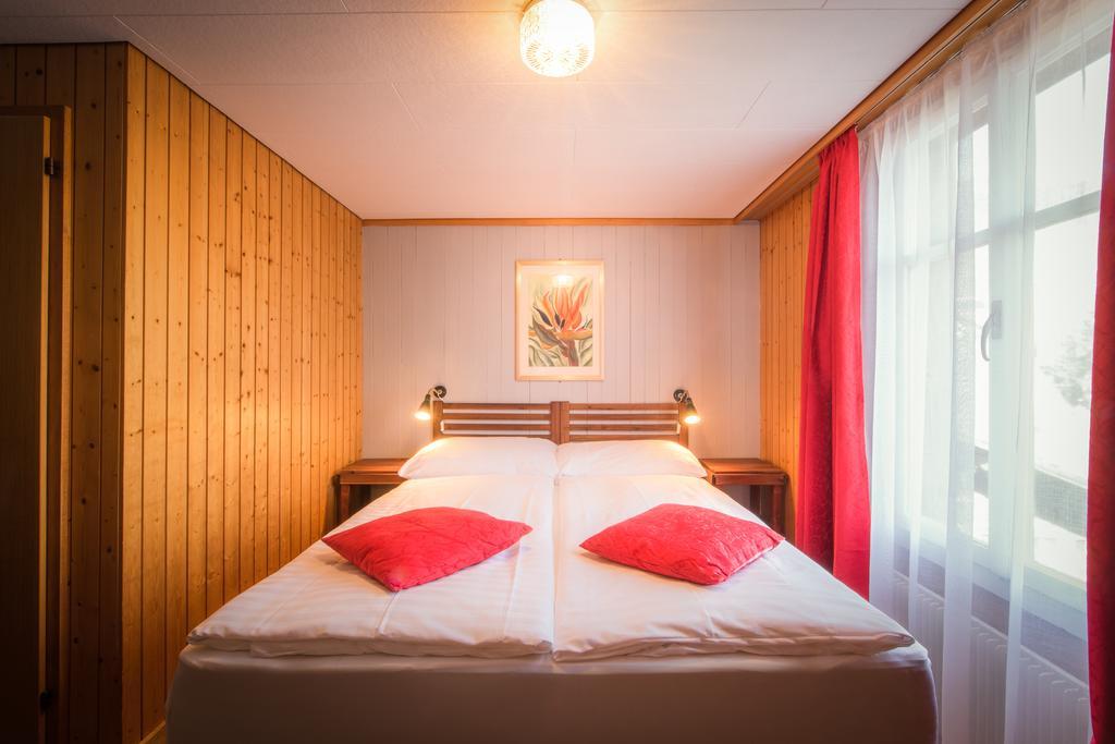 Hotel Tell And Apartments Unterseen Eksteriør billede